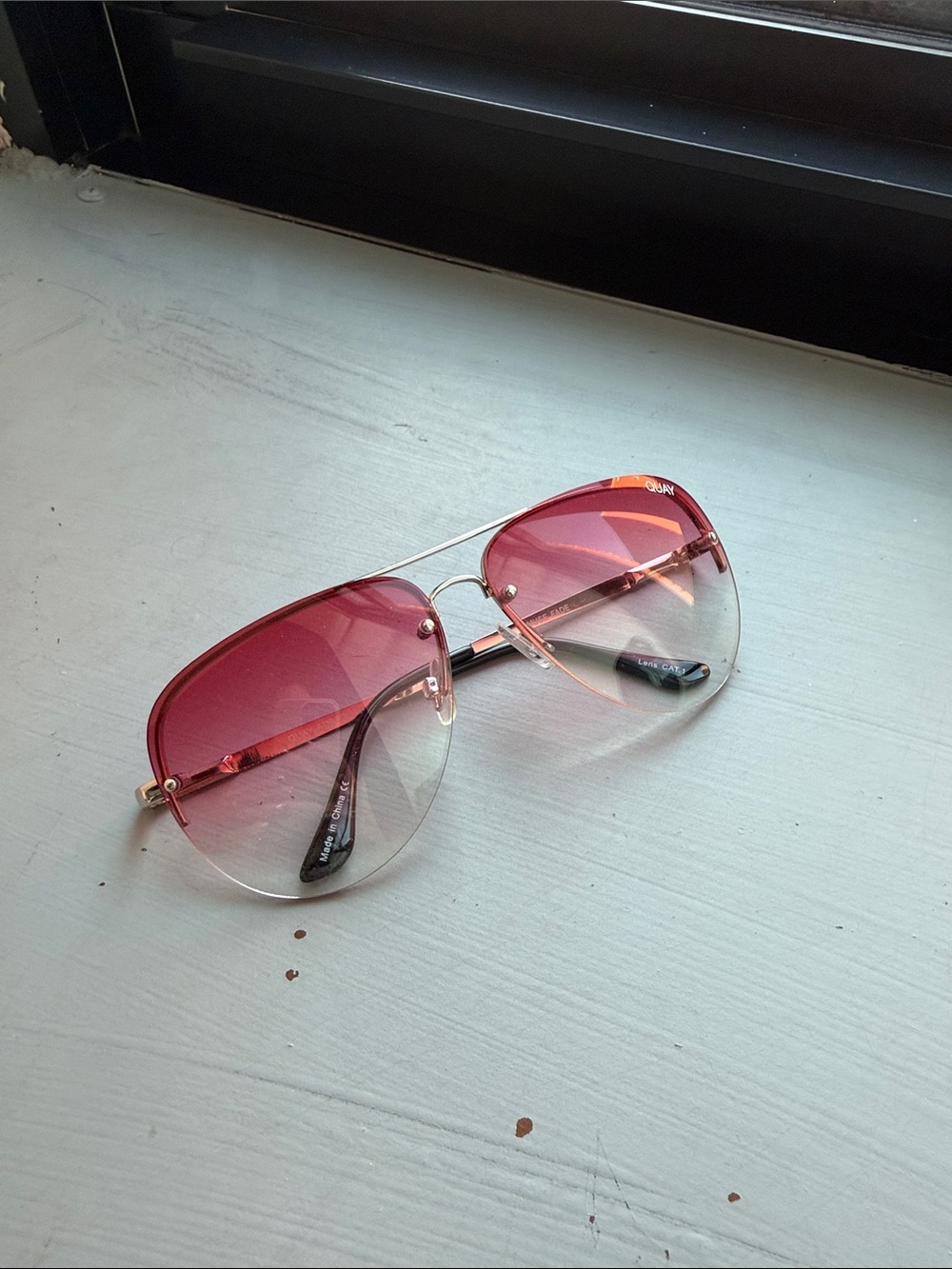 Quay Australia Pink Gradient Aviator Sunglasses